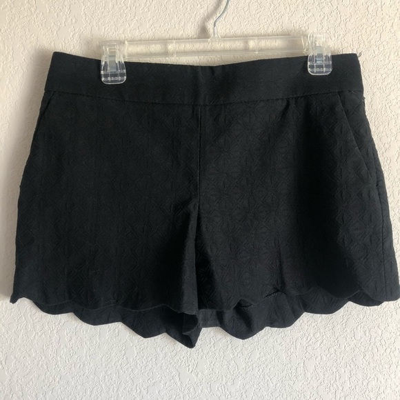 LOFT Scallop Jacquard Riviera Shorts Womens Black - Picture 2 of 12